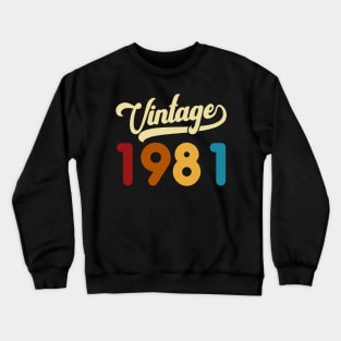 1981 Vintage Gift 39th Birthday Retro Style Crewneck Sweatshirt